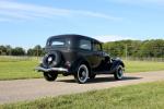 Ford V8 Deluxe Tudor Sedan 1937 года